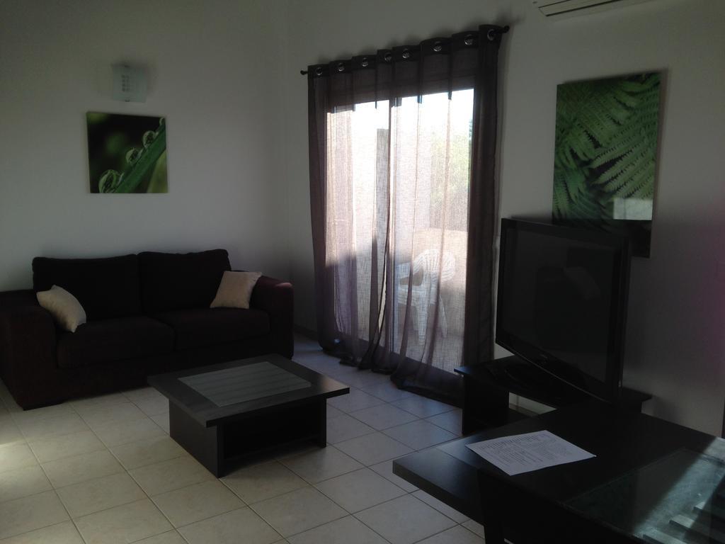 Appart'Hotel Et Chambres Essentiel Spa Arles Dış mekan fotoğraf
