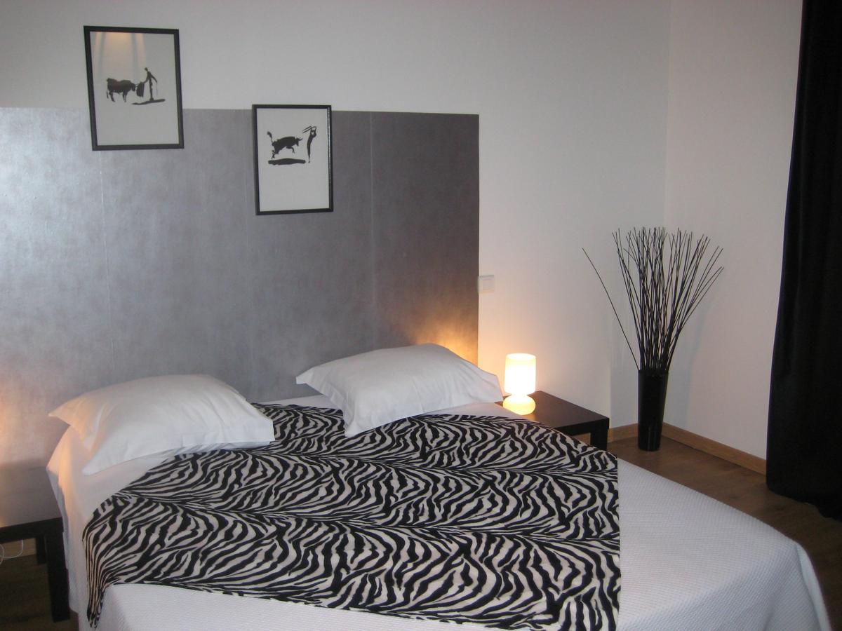 Appart'Hotel Et Chambres Essentiel Spa Arles Dış mekan fotoğraf