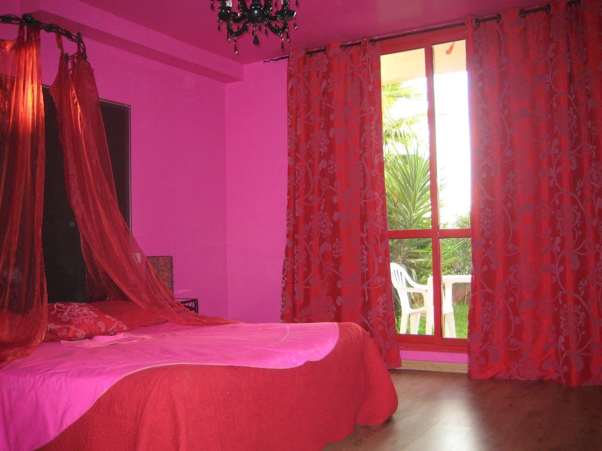 Appart'Hotel Et Chambres Essentiel Spa Arles Dış mekan fotoğraf