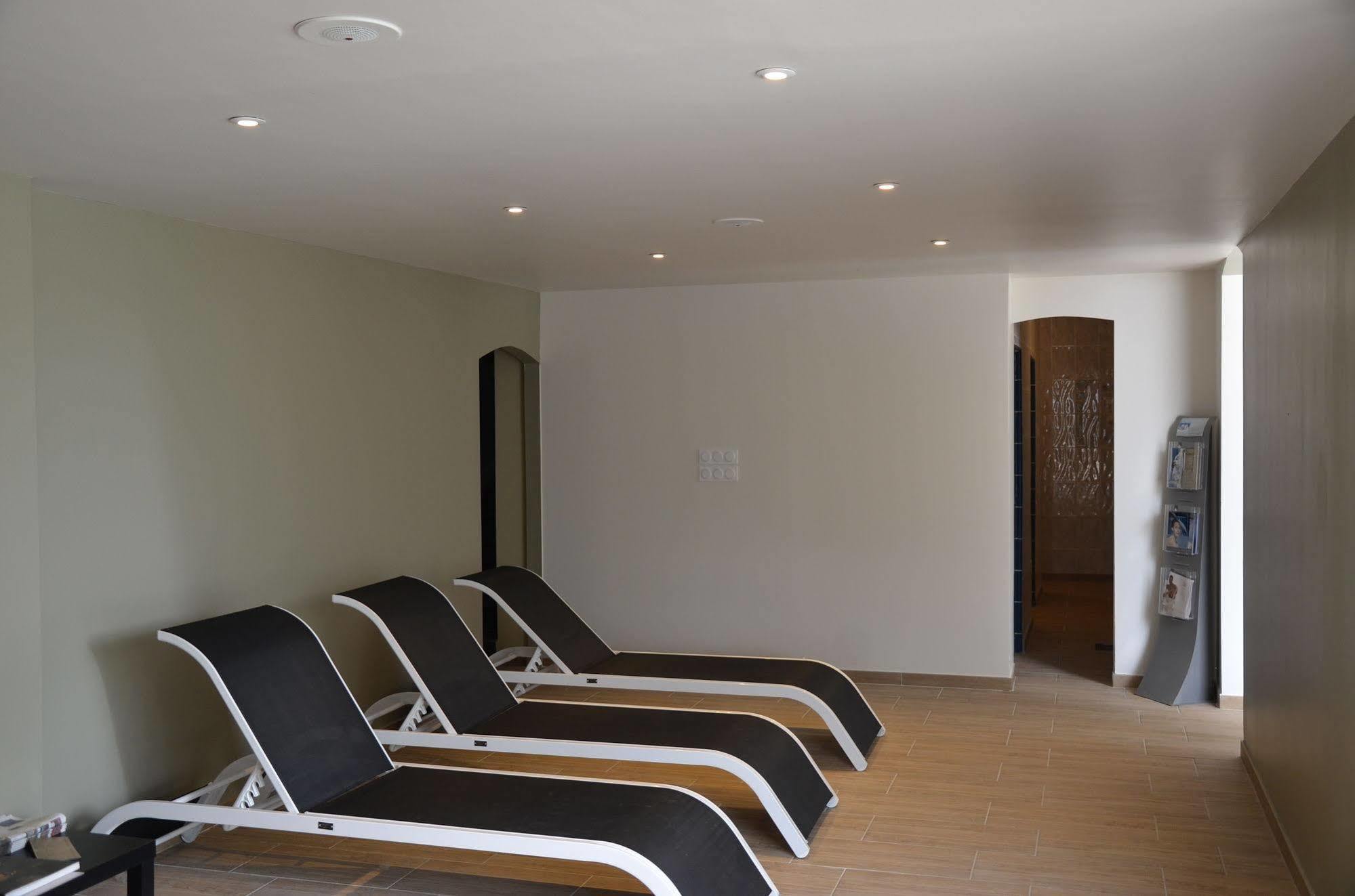 Appart'Hotel Et Chambres Essentiel Spa Arles Dış mekan fotoğraf
